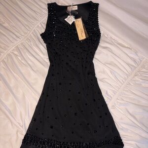 Elegant Black Sleeveless Dress